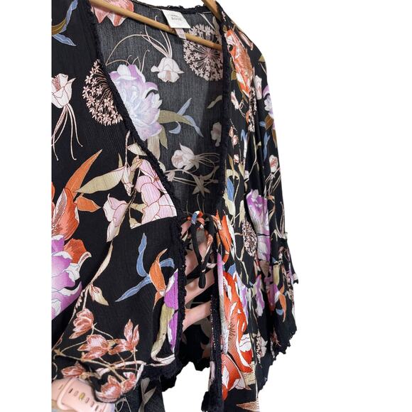 Knox Rose Large Black Floral Bell Sleeve Lace Trim Open Tie Front Cardigan Large - Picture 5 of 7